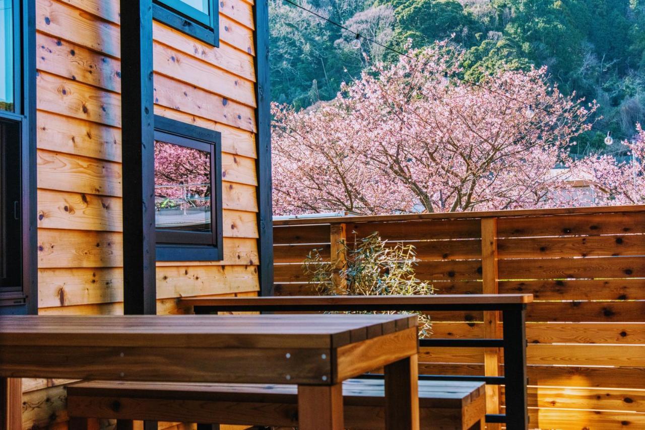 Tiny Base The River House & Trailer Kawazu Bagian luar foto
