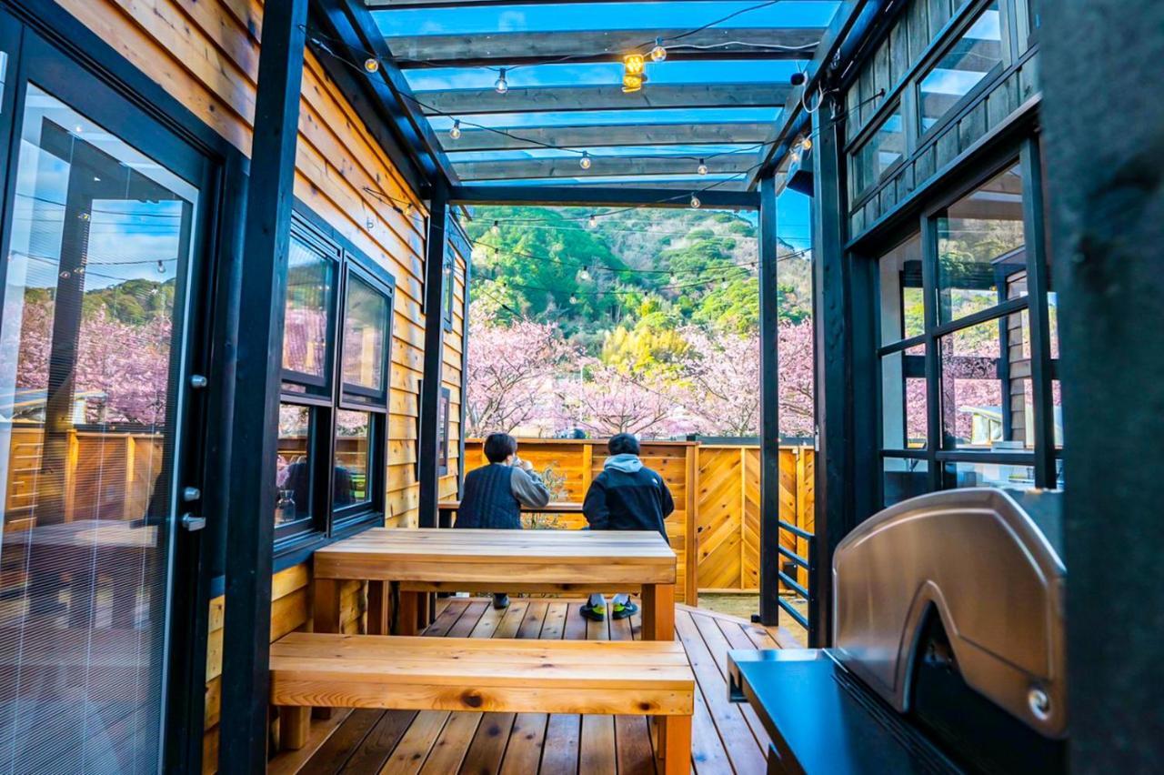 Tiny Base The River House & Trailer Kawazu Bagian luar foto